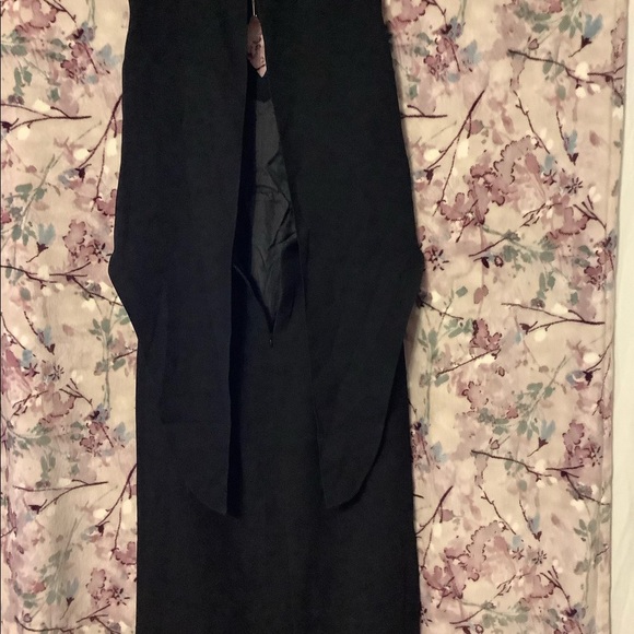 Dress - Picture 3 of 8